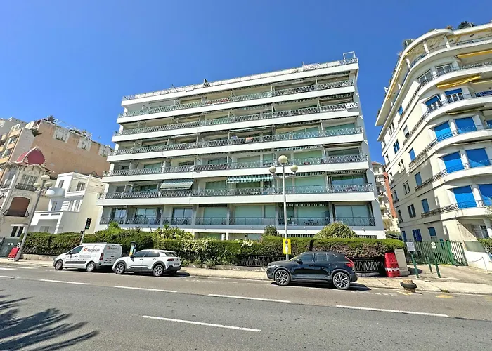 Sea Front Saphir Apartamento Niza